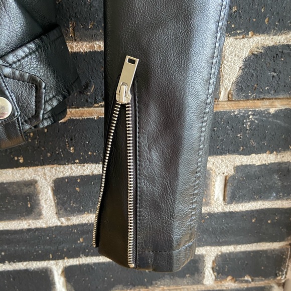 Vero Moda Faux Leather Moto Jacket - Picture 6 of 9